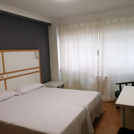 Hostal Mara آكورونيا المظهر الخارجي الصورة