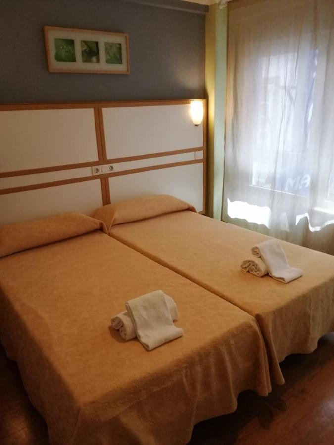 Hostal Mara آكورونيا المظهر الخارجي الصورة