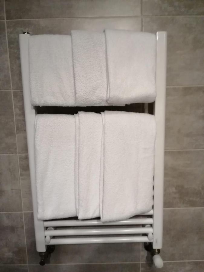 Hostal Mara آكورونيا المظهر الخارجي الصورة