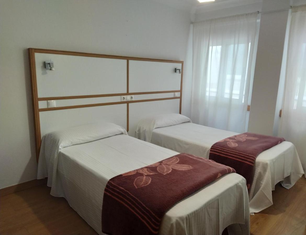 Hostal Mara آكورونيا المظهر الخارجي الصورة