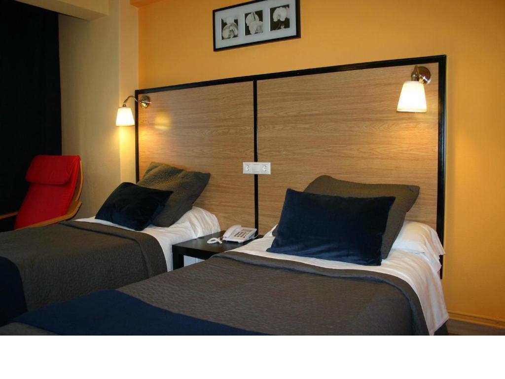 Hostal Mara آكورونيا المظهر الخارجي الصورة